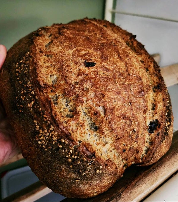 Semolina brood met olijven en za'atar