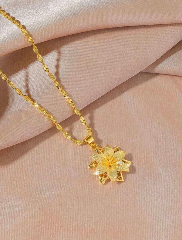 Lily flower vintage style necklace