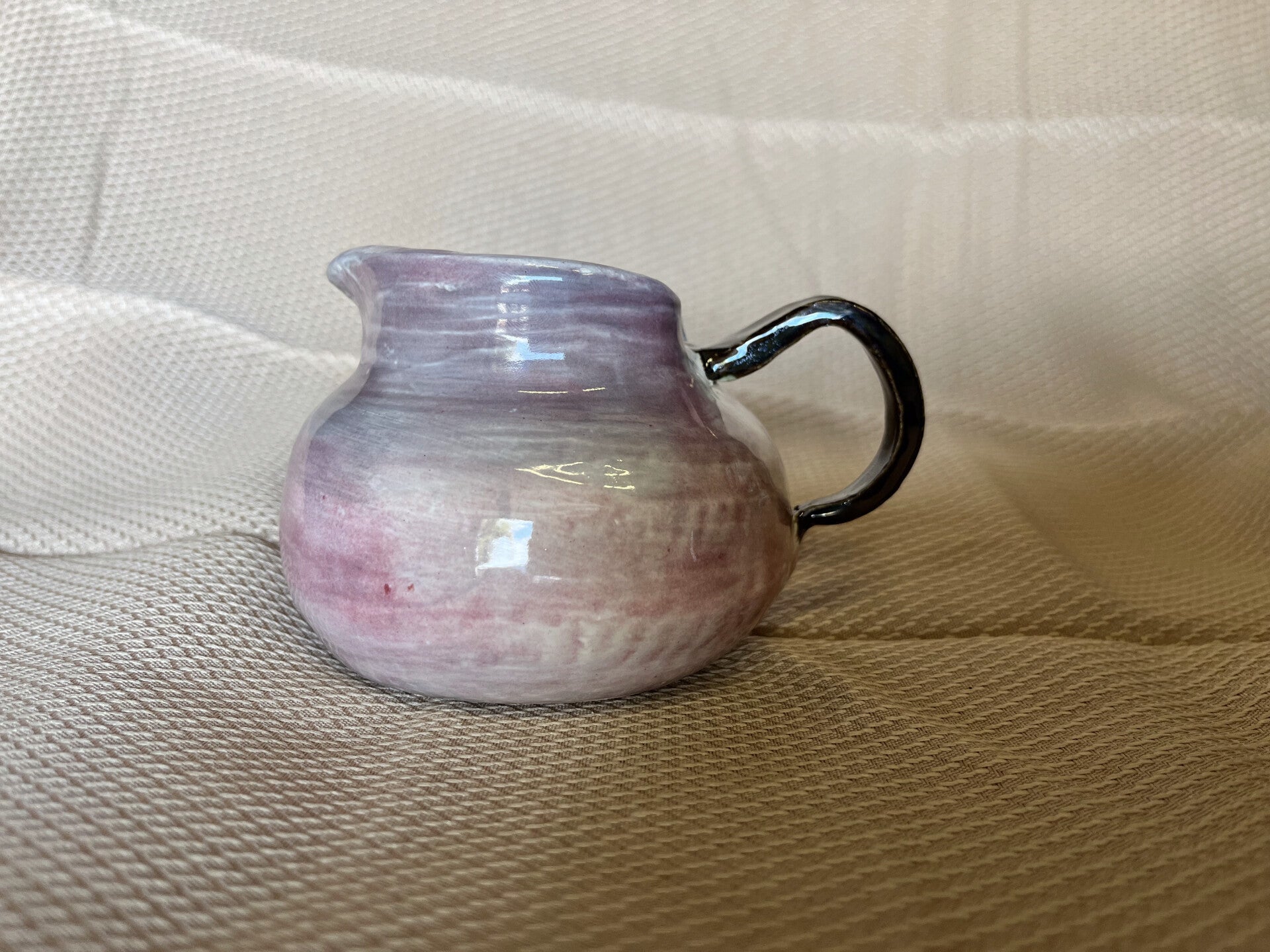 Mini heart shaped pitcher with Handle