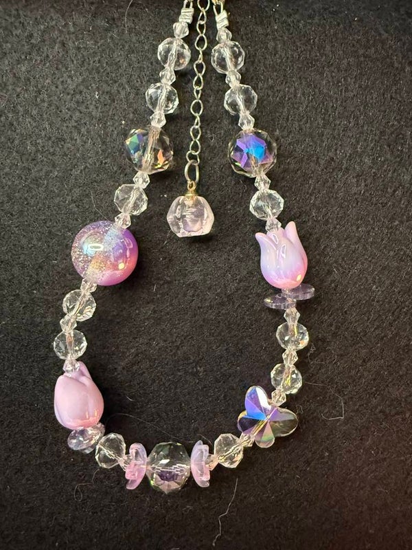 Lilac Bloom – Iridescent Tulip & Butterfly Charm Chain IDK100088