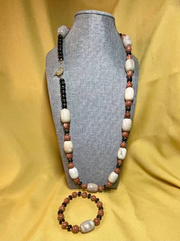Necklace & Bracelet Set