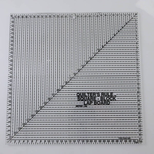 QUILTERS RULES NELIÖVIIVAIN 32 X 32 CM