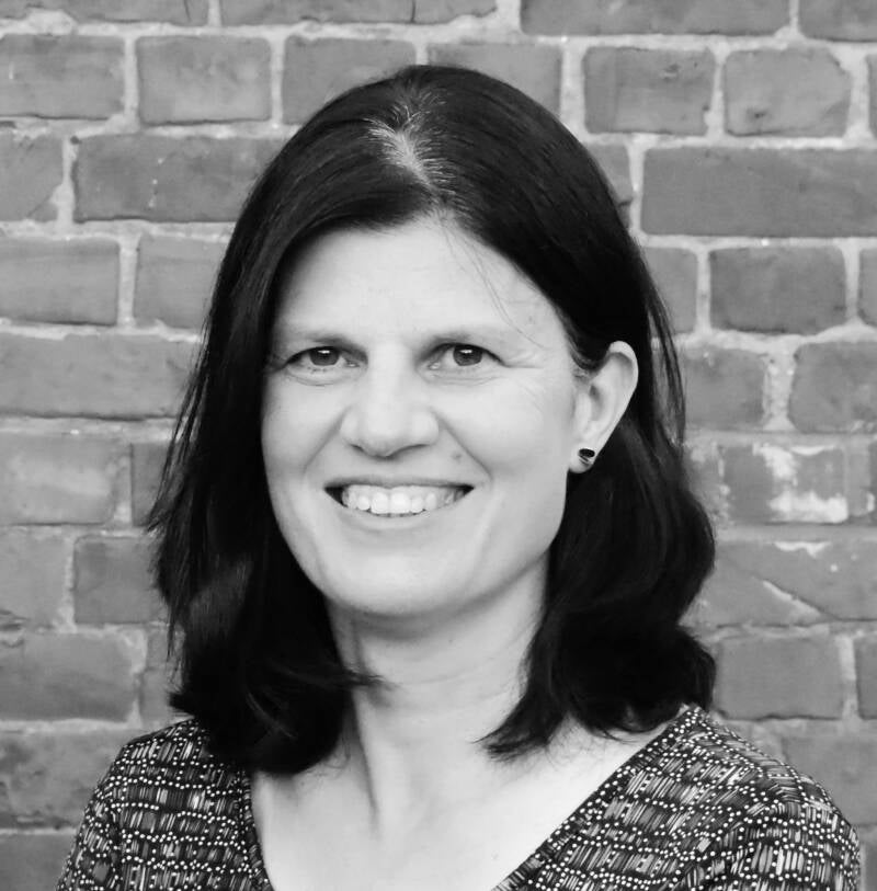 ingenieur-architect Isolde Herremans gespecialiseerd in regularisaties en duurzame renovaties
