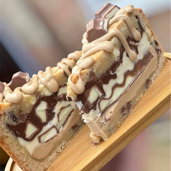 Kinder cookie pie