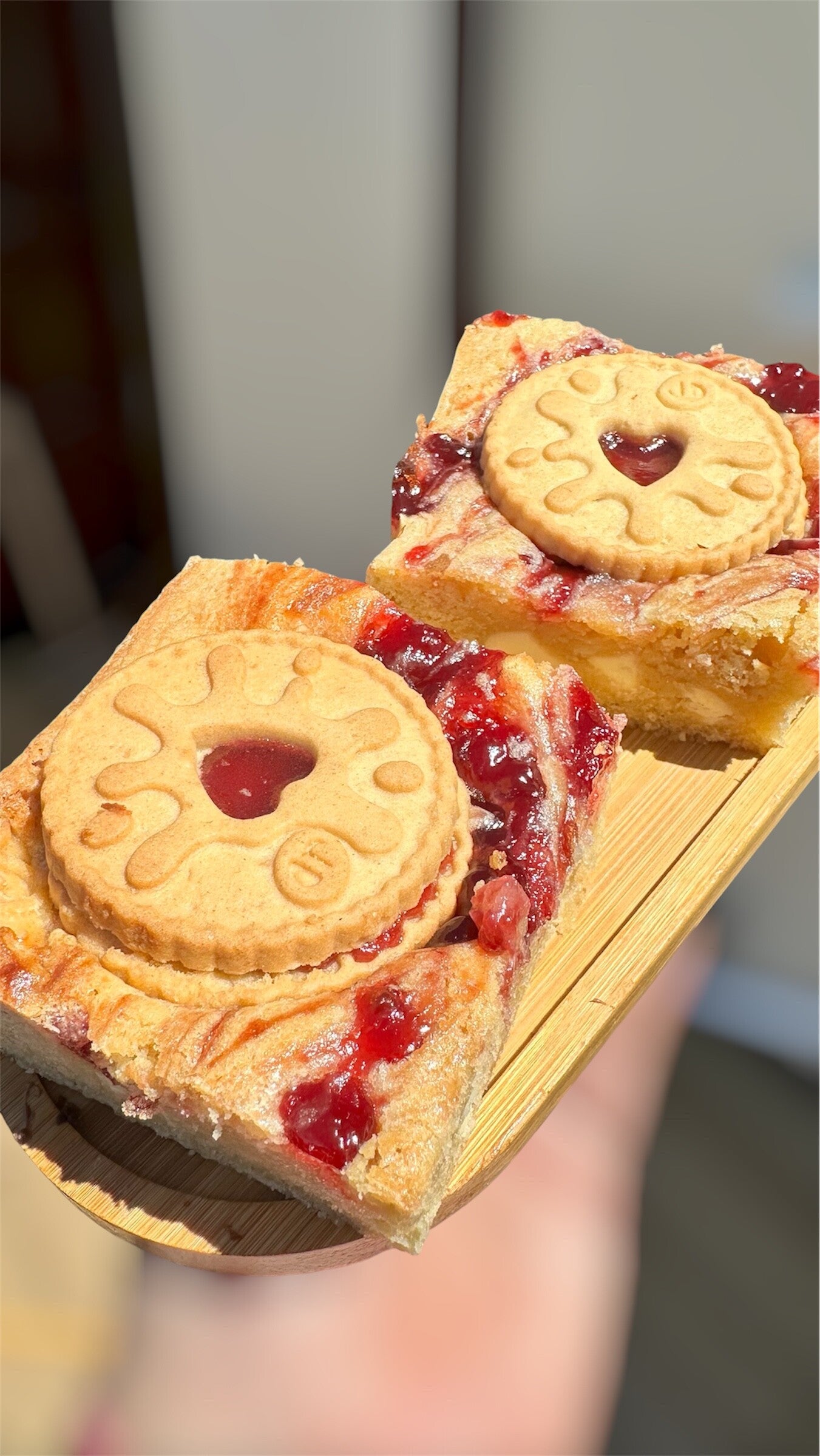 Jammie Dodger Blondie