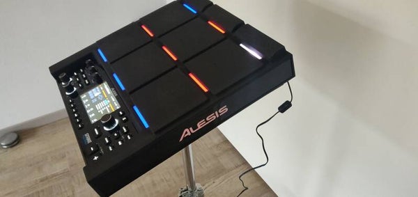 Alesis Strike Multipad with stand