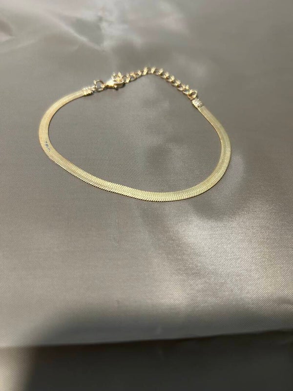 Gold necklace
