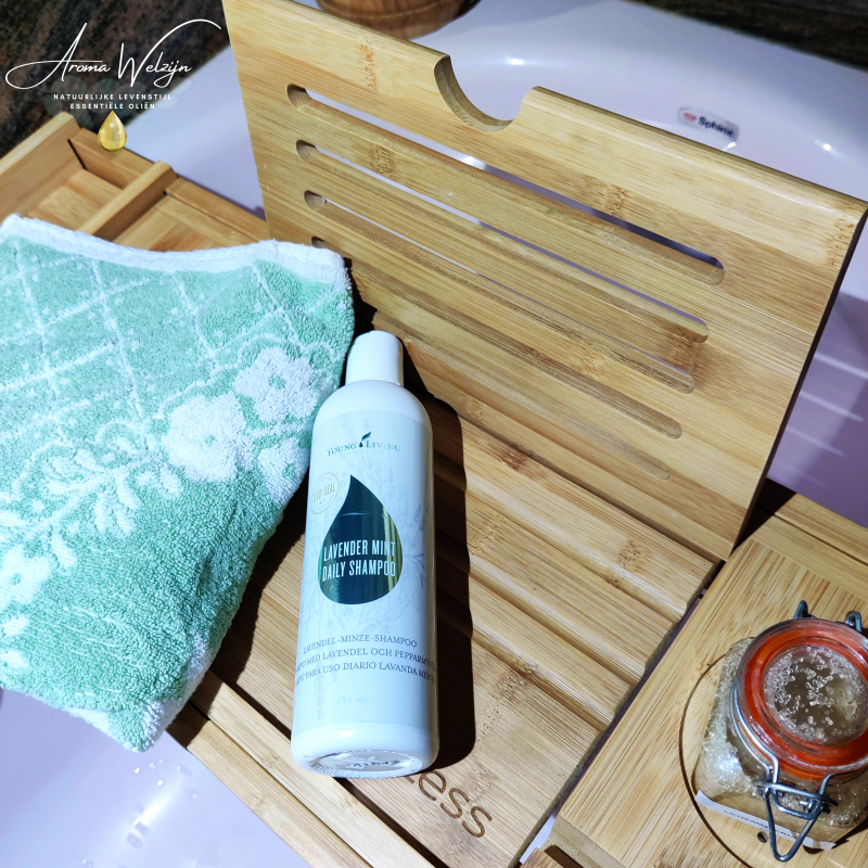 Aromawelzijn | Young Living Lavender Mint Daily Shampoo