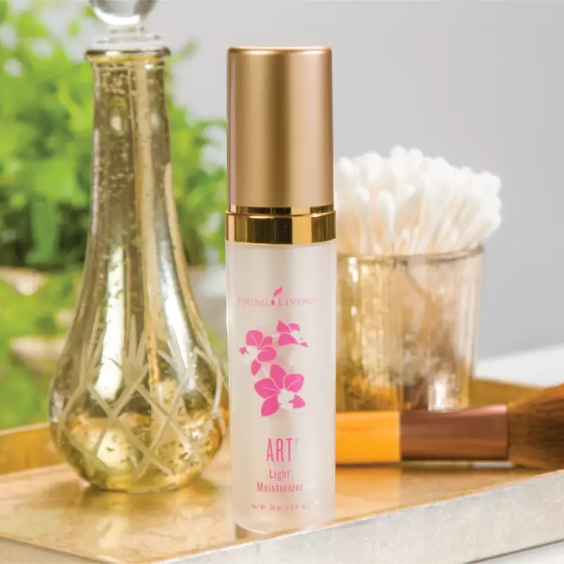 Aromawelzijn | Young Living ART Light Moisturizer