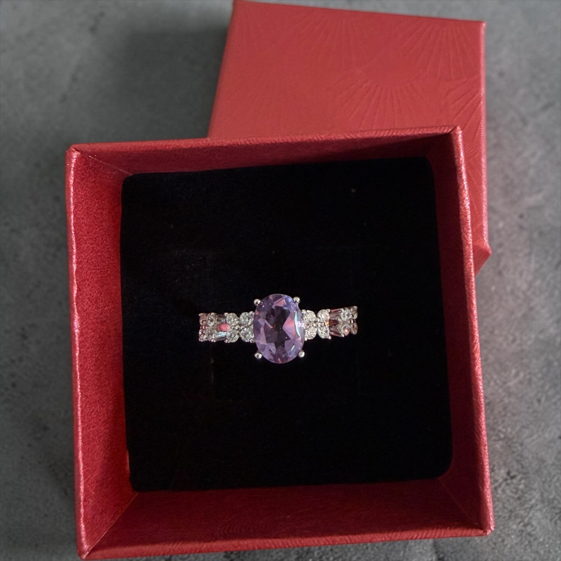 Ametyst ring i sølv