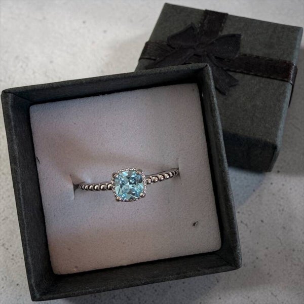 Topaz sølv ring