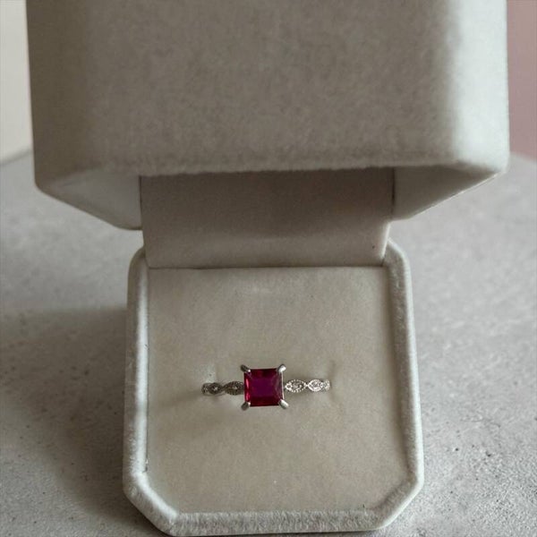 Lab Rubin sølv ring