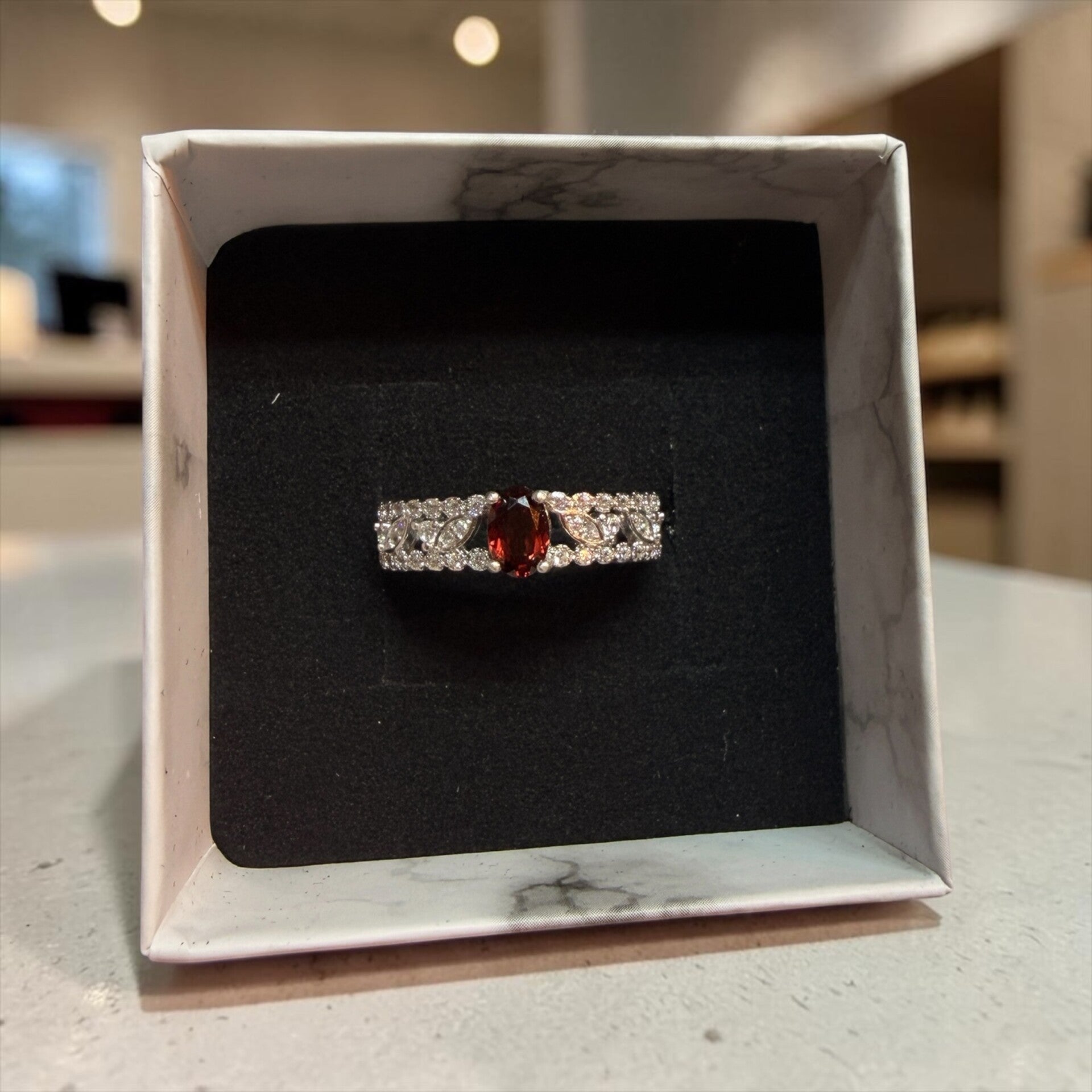 Granat sølv ring