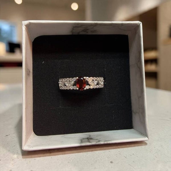 Granat sølv ring