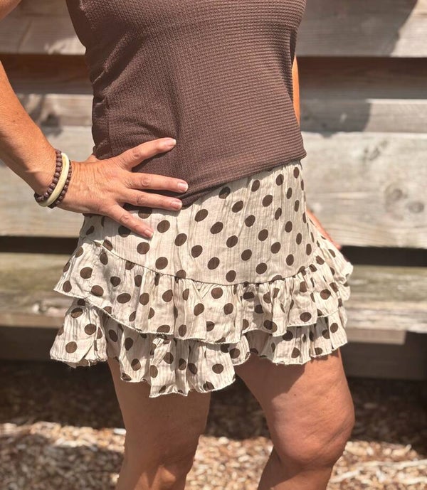 Short beige met stippen