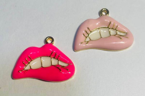 Lips/ w attitude