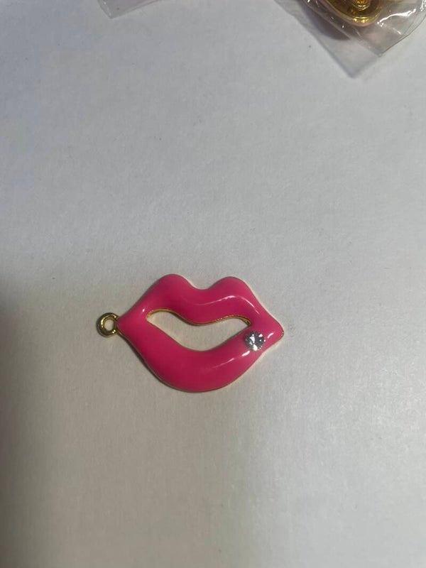 Diamond pretty lips