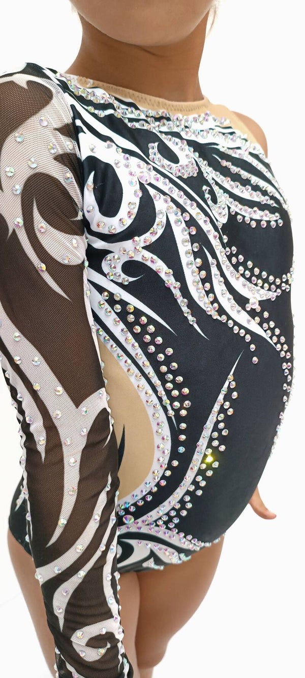 MAILLOT MODELO RIKIA