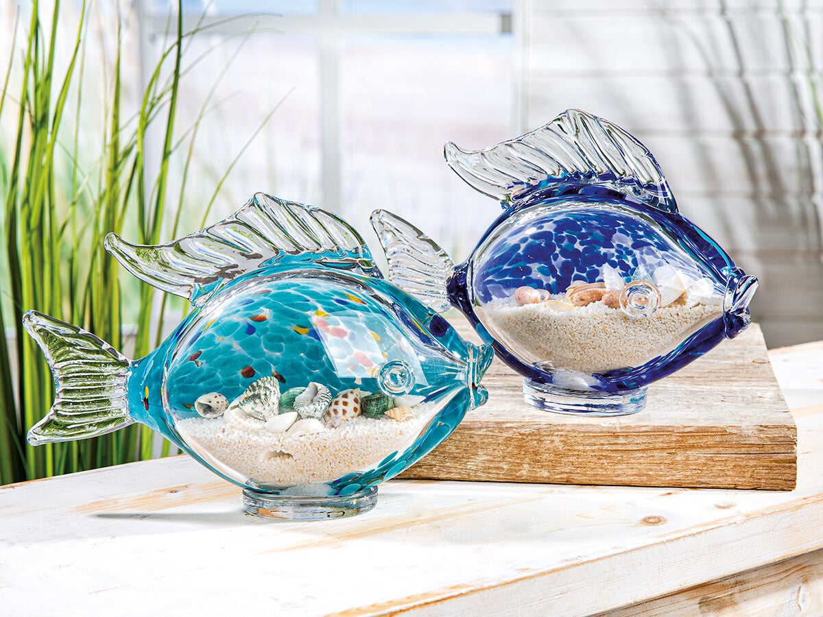 Gilde Glass Art Sandy – Decoratieve Glazen Vis met Schelpen –DonkerBlauw – 24 cm