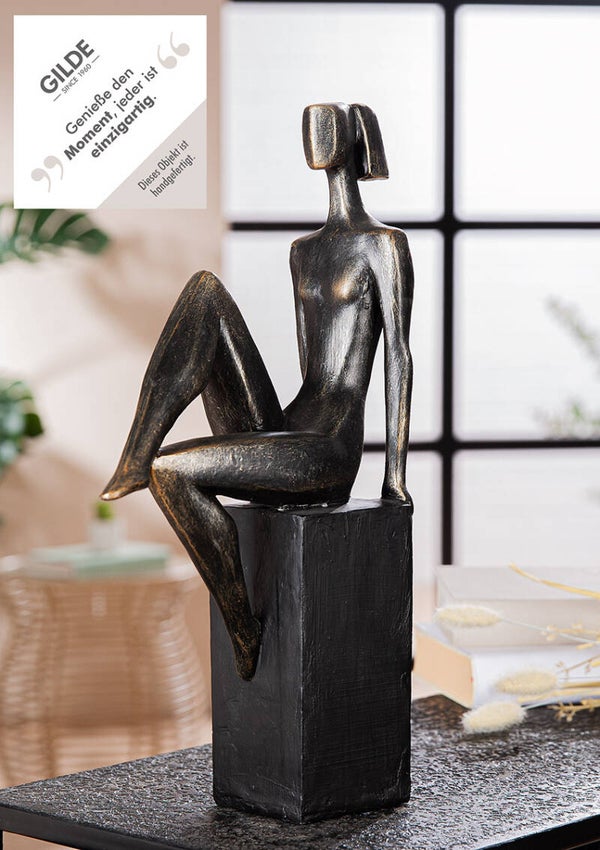 Gilde Eleganz – Decoratieve Sculptuur Zittende Vrouw – Zwart en Brons – 39 cm