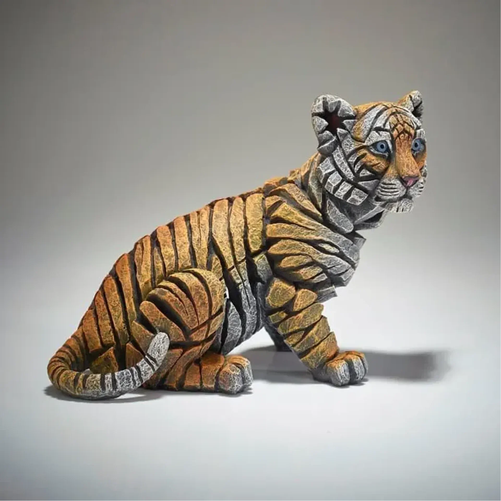 Edge Sculpture Tiger Cub