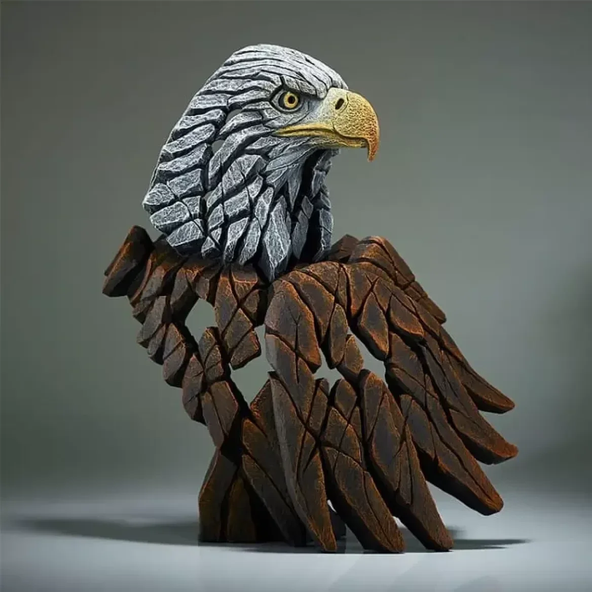 Edge Sculpture Bald Eagle Bust  Levertijd 4 weken