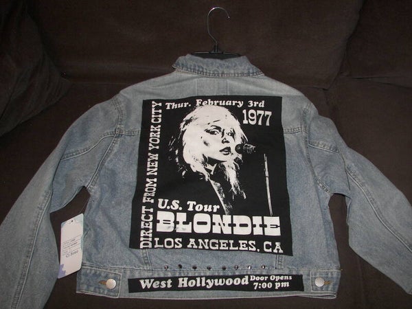 Blondie on a Flannel