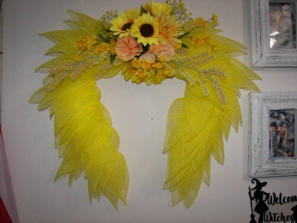 Beautiful Yellow Angel Wreath with Lights