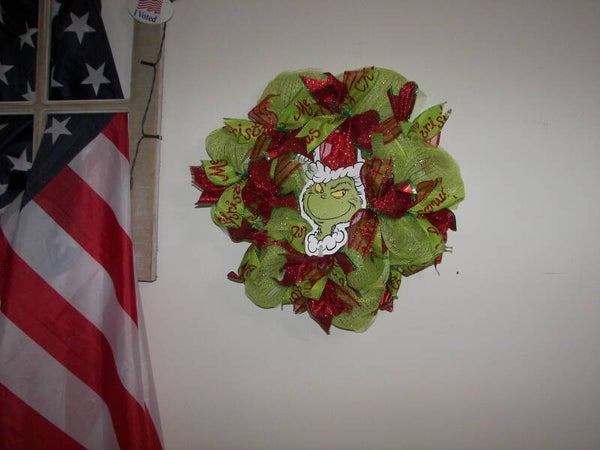 The Grinch Kids Door Small Wreath