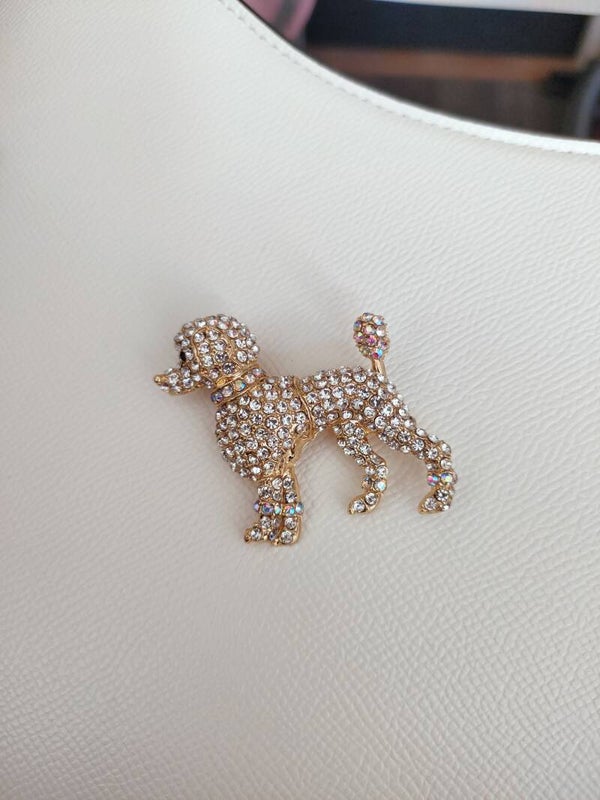 Poedel broche