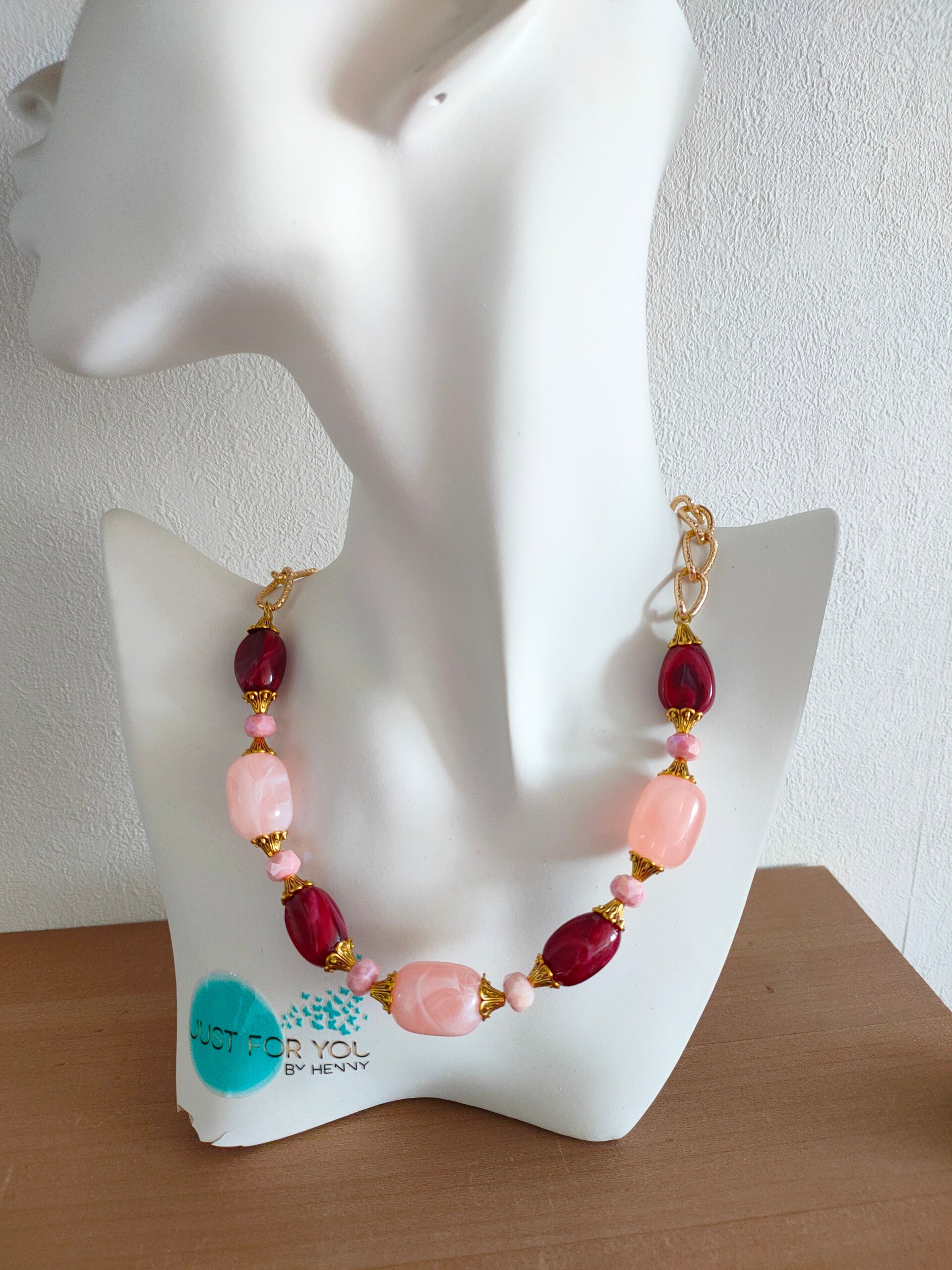 Zalmroze/rode dames ketting