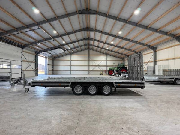 VERKOCHT✅ Hulco terrax 3 machinetransporter 470x195