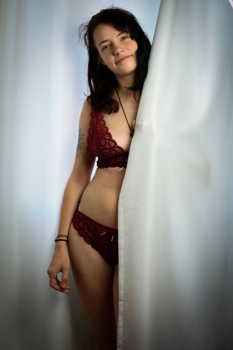 lea_2207-standard.jpg