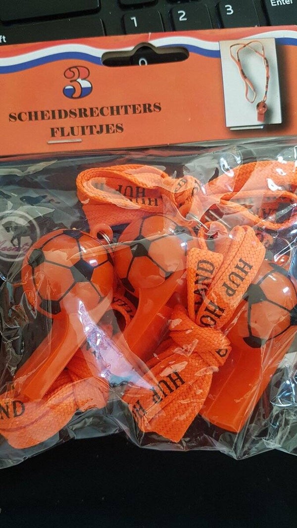 Fluitjes 3 stuks - Oranje - Voetbal - hup holland hup