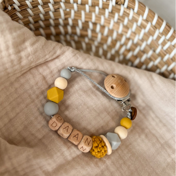 SPEENKOORD MET NAAM | OKER GEEL