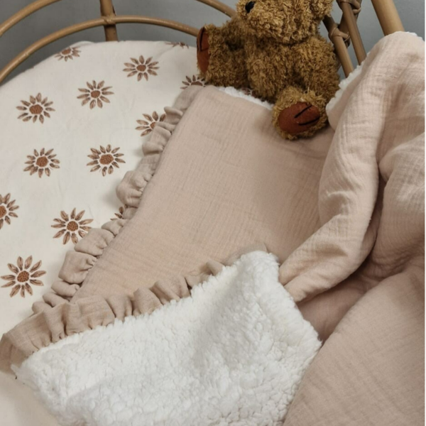 Teddy wiegdeken met ruffle | Beige