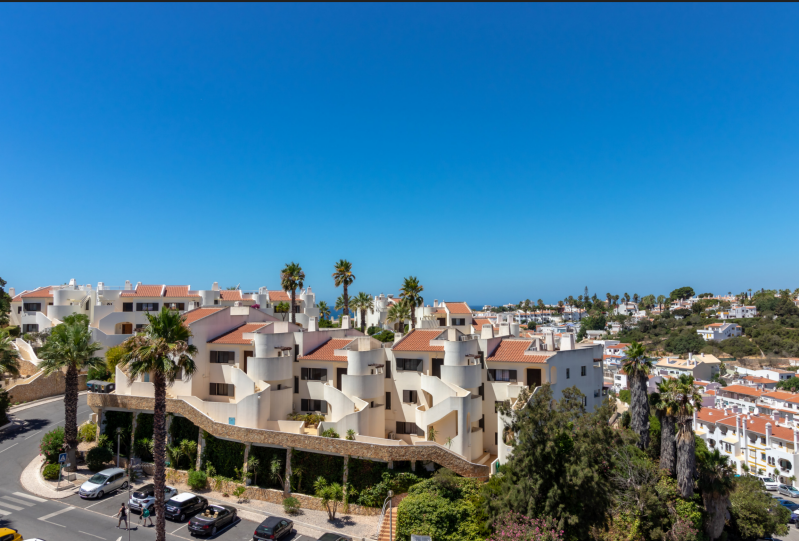 carvoeiro monte dourado