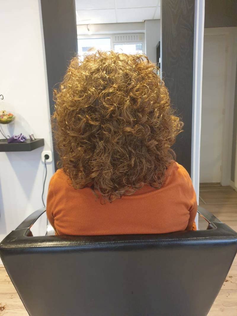 krullen knippen hair by yssy den haag