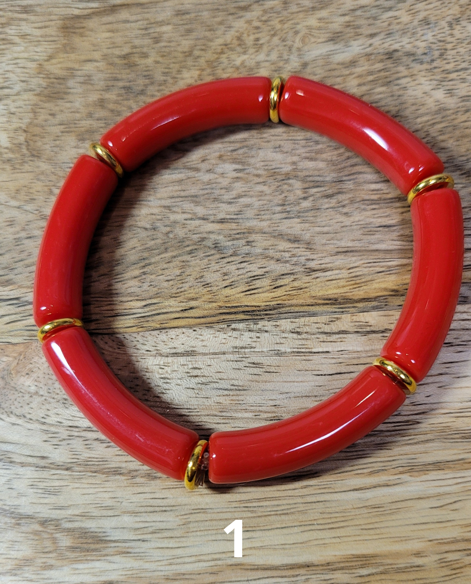 Bracelet Iléna – perles incurvées colorées, bijou tendance fait main