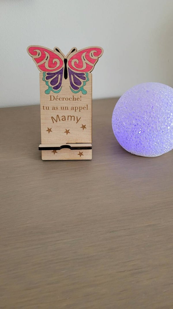 📱 Support téléphone en bois personnalisable – fait main