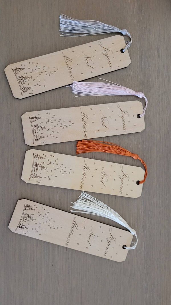 Marque-page en bois personnalisé