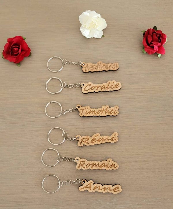Porte-clé prénom personnalisé en bois