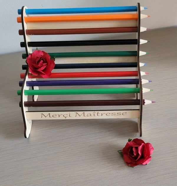 Banc crayons de couleurs