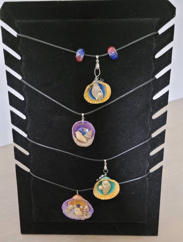 Pendentifs coquillages