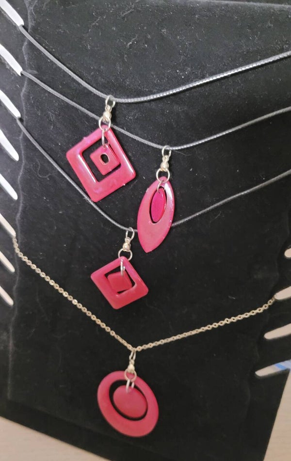 Pendentifs en résine