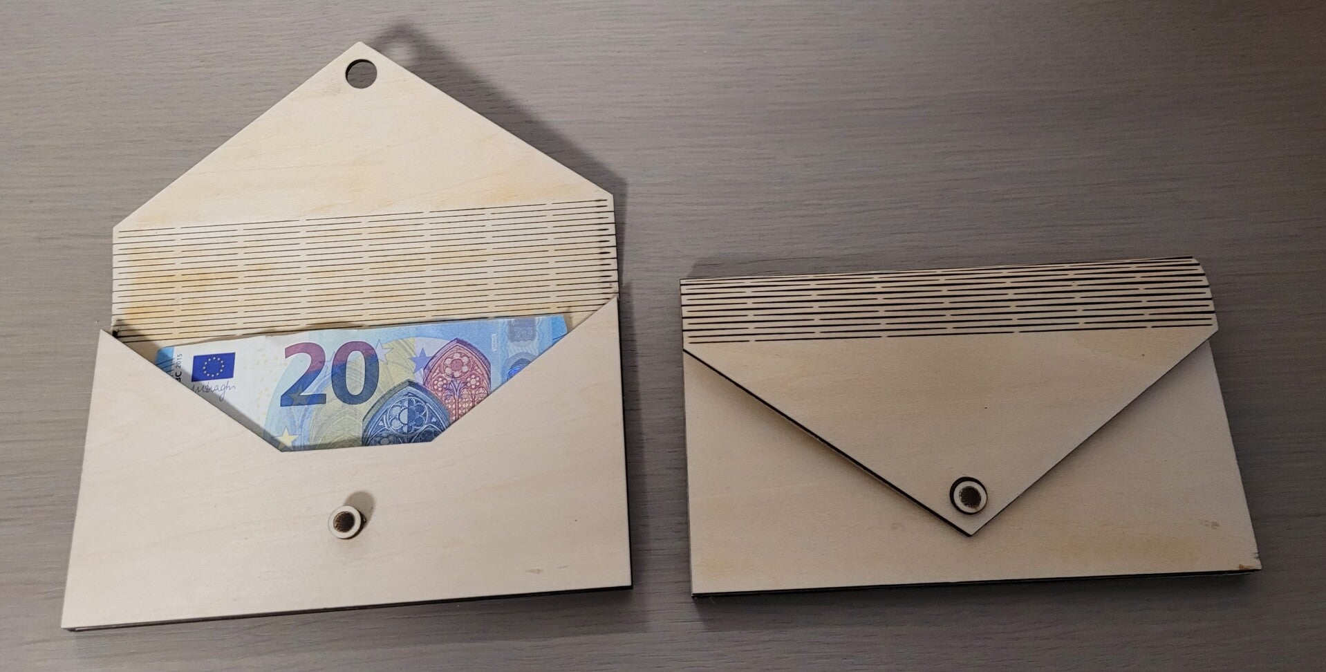 ✉️ Enveloppe en bois personnalisable