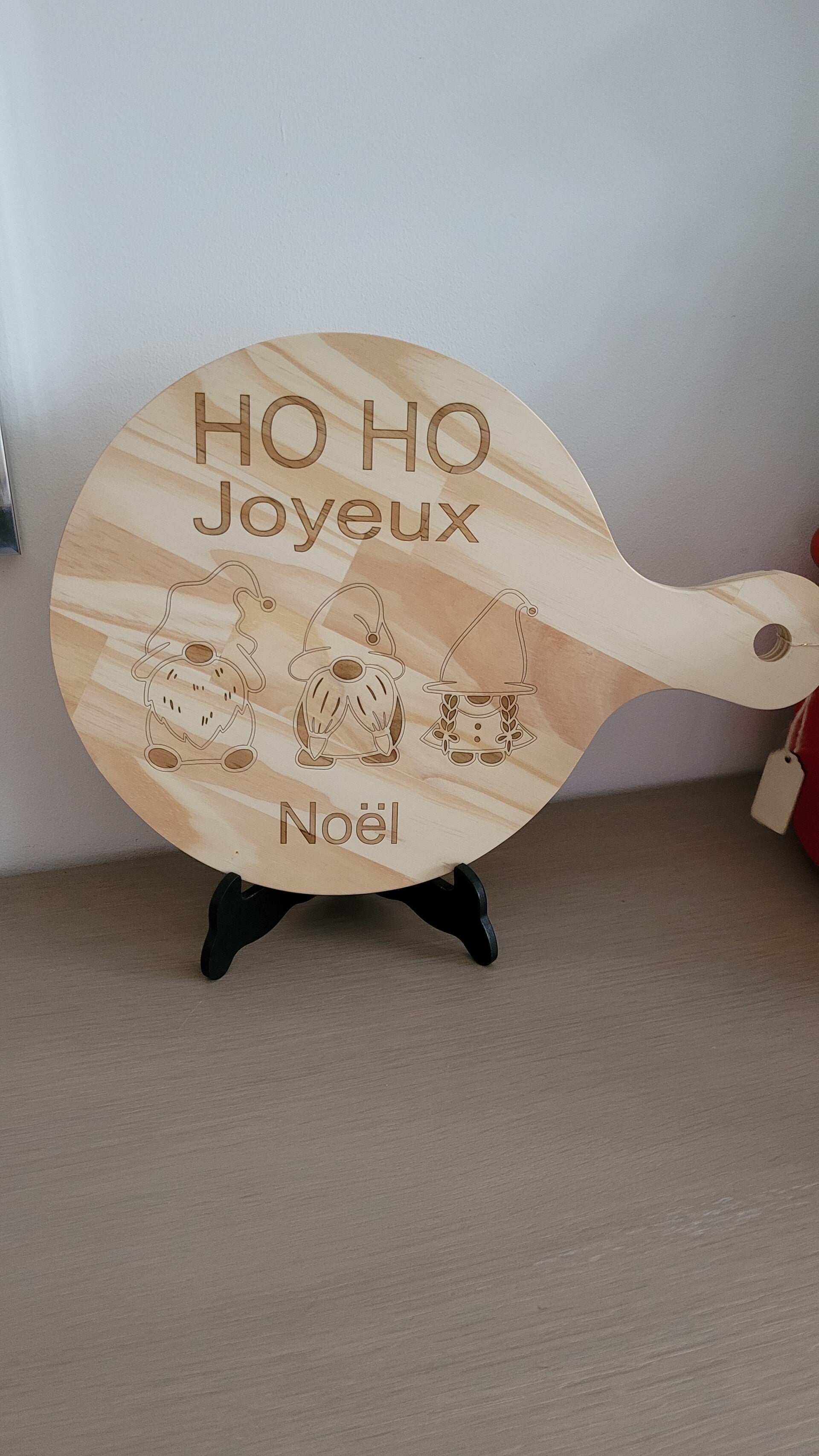 🍷 Planche apéro de Noël – Bois gravé 🎄