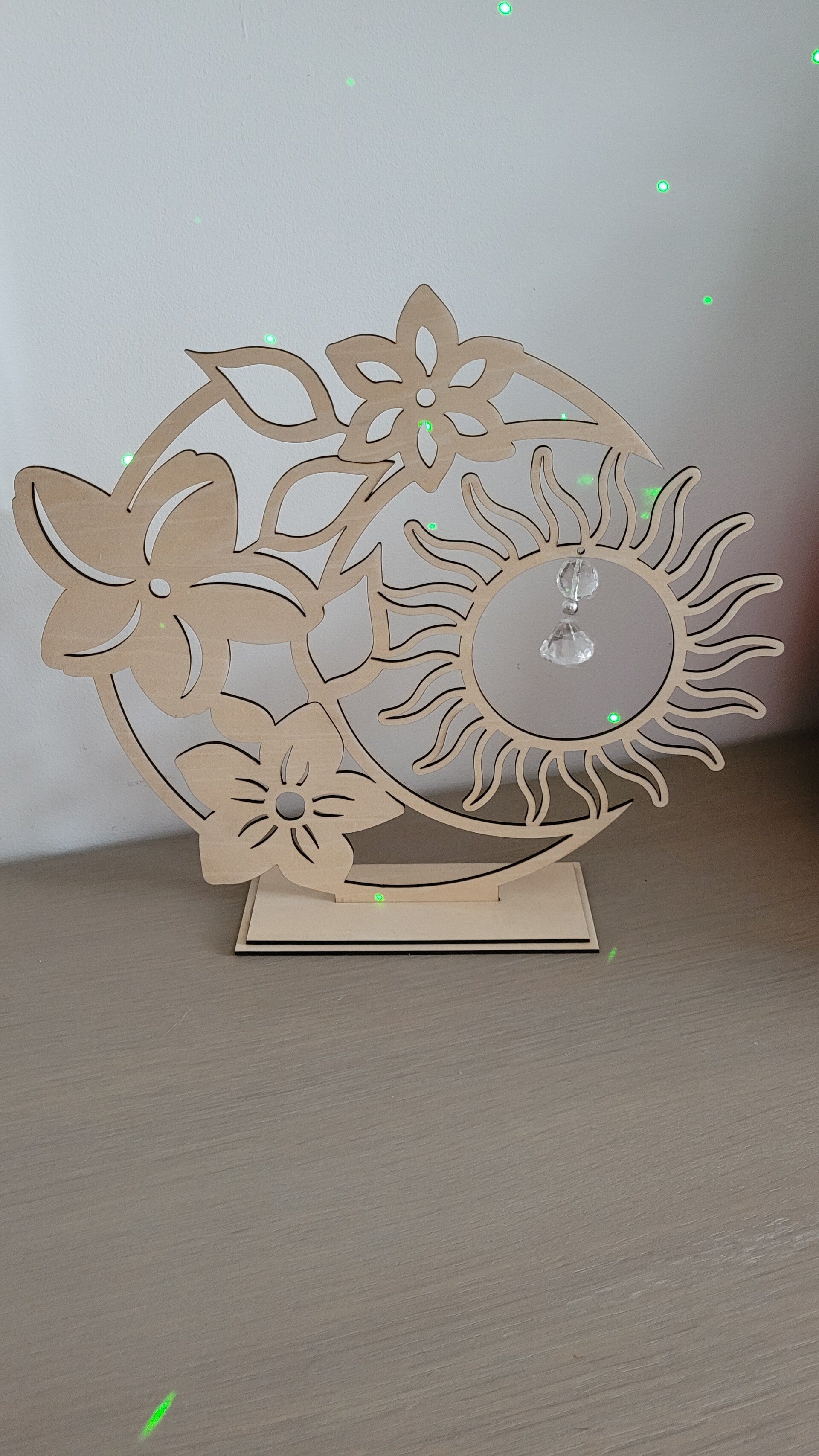 Soléa – Soleil fleuri en bois