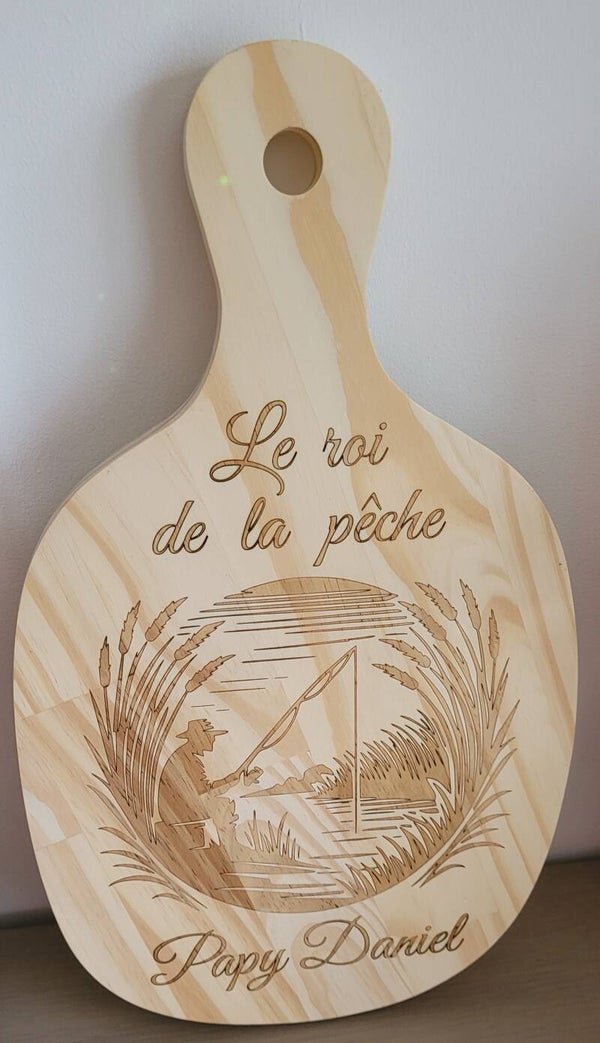 Planche apéro personnalisée en bois