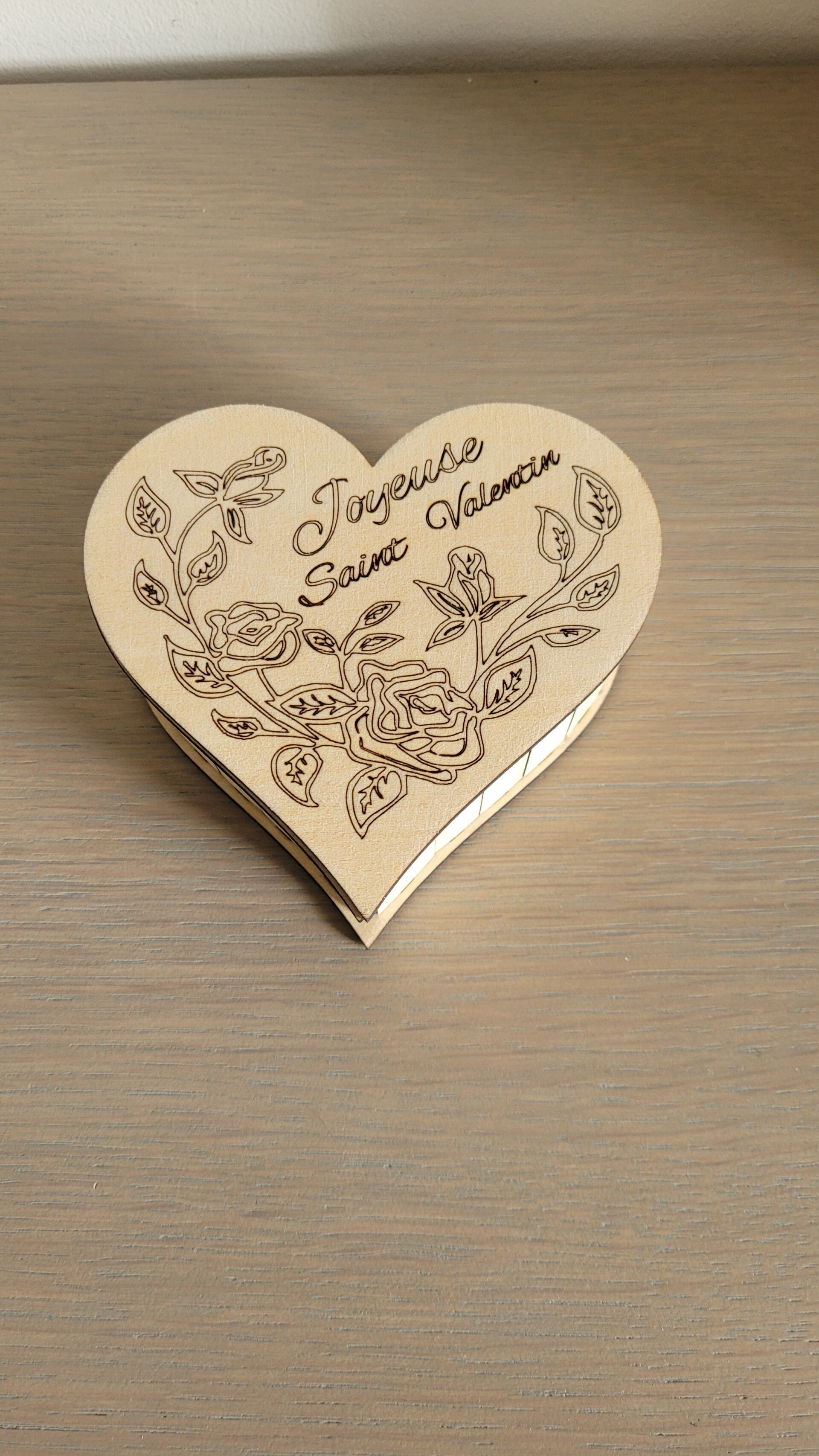 ❤️ Boîte cœur en bois personnalisable